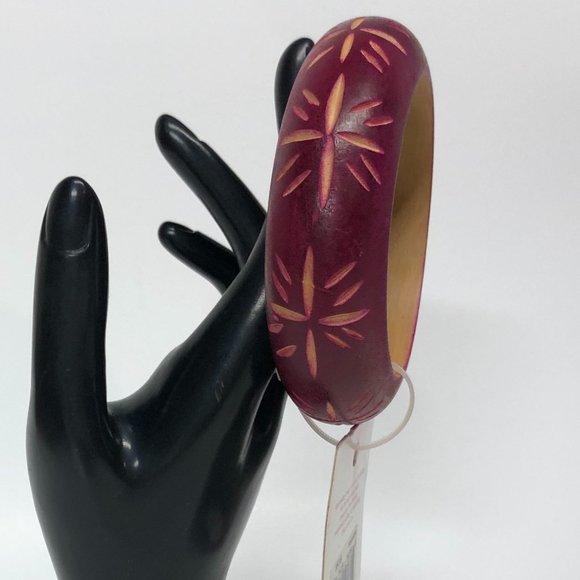 Xhilaration Jewelry - NWT Xhileration Wooden Bracelet Bangle